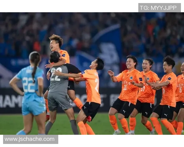 武汉足球队重塑辉煌之路:从低谷到冠军赛的蜕变与追梦历程 武汉足球队重塑辉煌之路:从低谷到冠军赛的蜕变与追梦历程